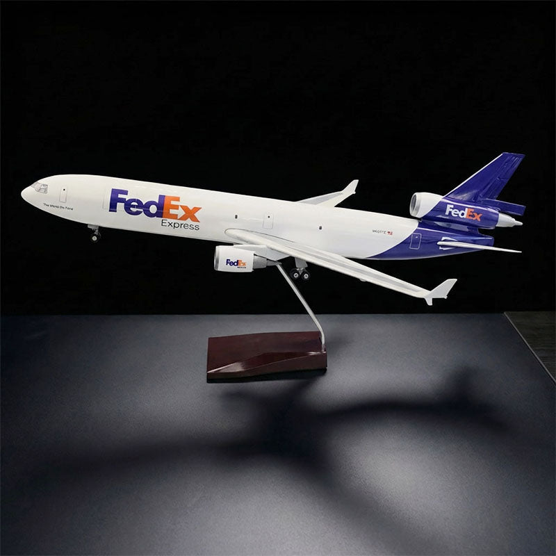 McDonnell Douglas MD-11 Civil Airliner Model Aircraft (1:130)