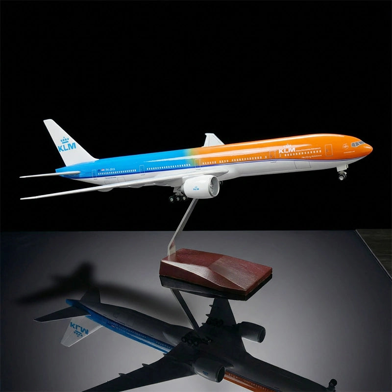 KLM Boeing 777-300ER 1:157 Scale Model Aircraft
