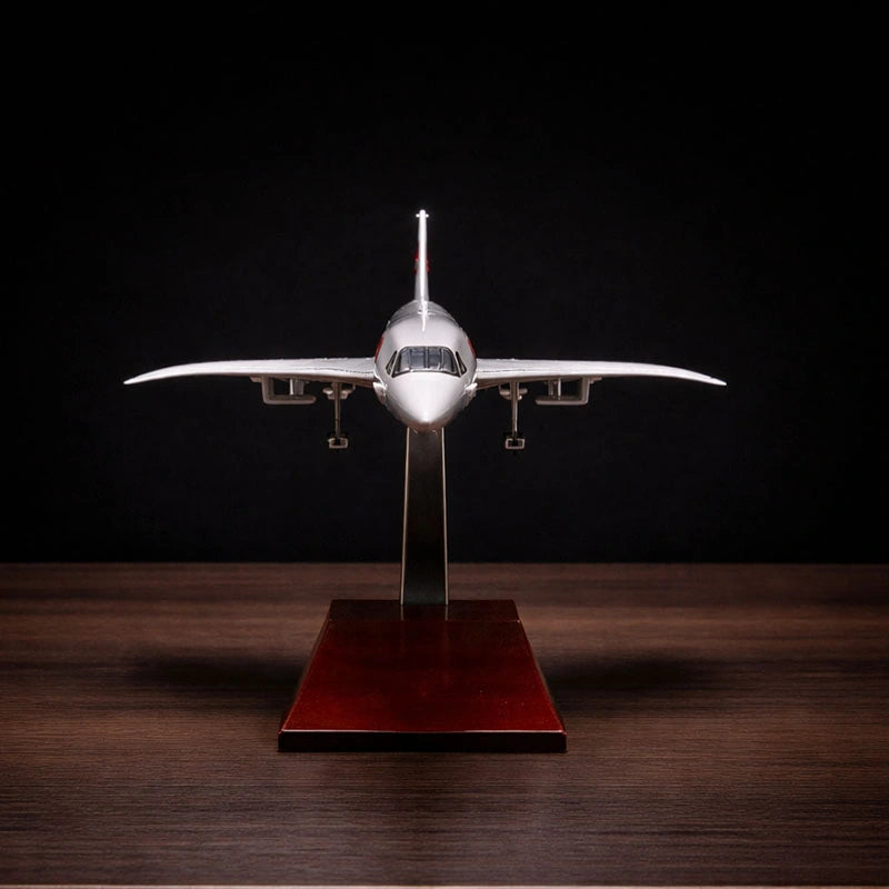 large scale British Airways Concorde model airplane 1:125 detailed aircraft display model