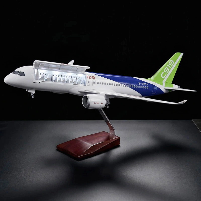 COMAC C919 Model 1:82 – Premium Aircraft Display
