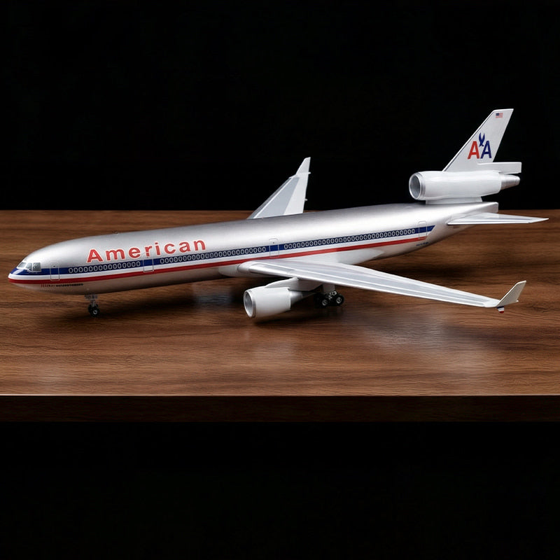 McDonnell Douglas MD-11 Civil Airliner Model Aircraft (1:130)