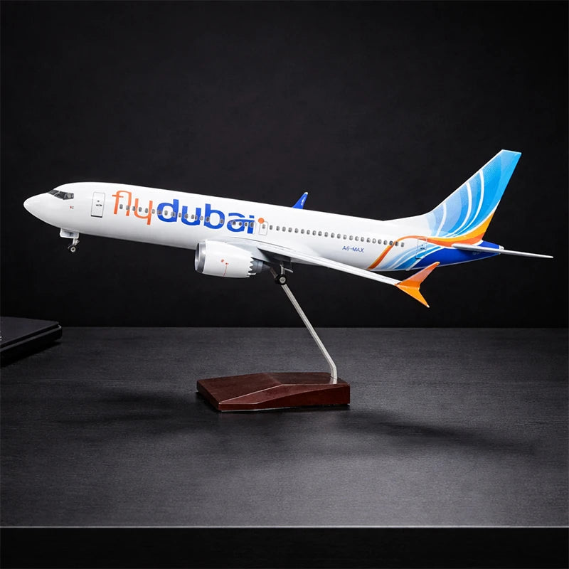 Flydubai Boeing 737 MAX 8 Model 1:85 Scale – Premium Aircraft Display
