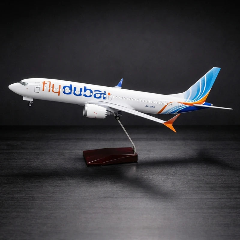 Flydubai Boeing 737 MAX 8 Model 1:85 Scale – Premium Aircraft Display