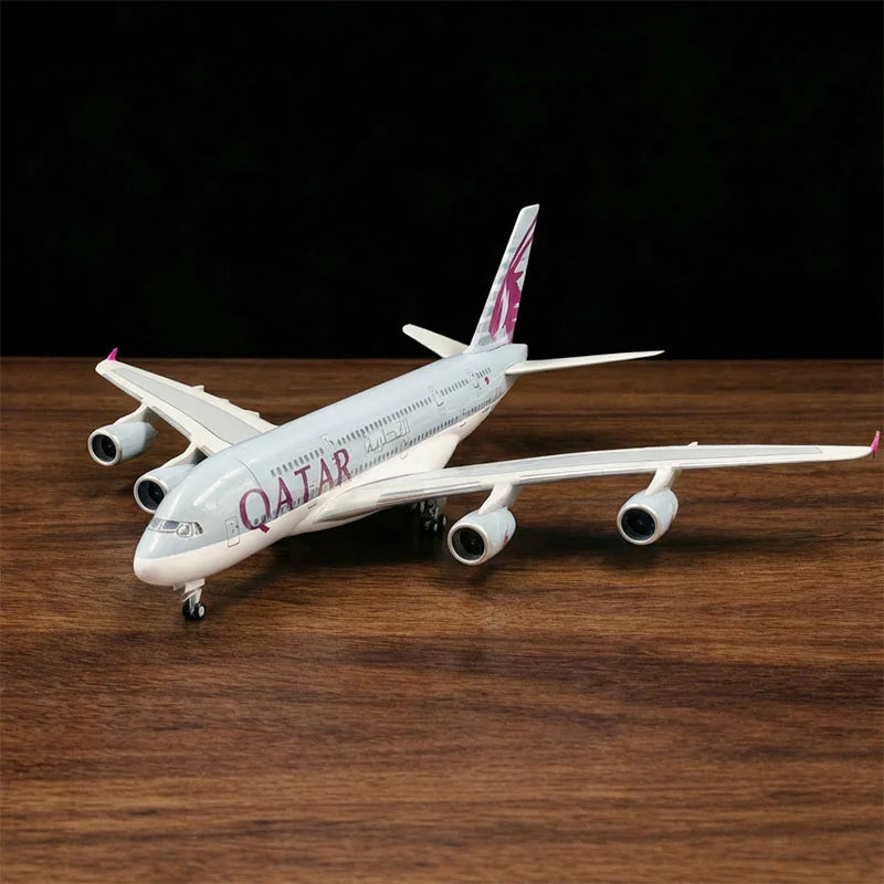 Qatar Airways A380 Model 1:160 – Luxury Diecast Aircraft Display