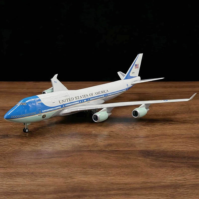 large scale Air Force One model airplane 1:150 detailed aircraft display model