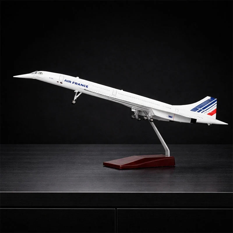 Can You Still Buy Model Airplanes? Where to Find Premium Aircraft Models in 2026