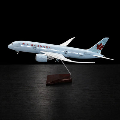 large scale Air Canada 787-8 Dreamliner model plane detailed aircraft display model