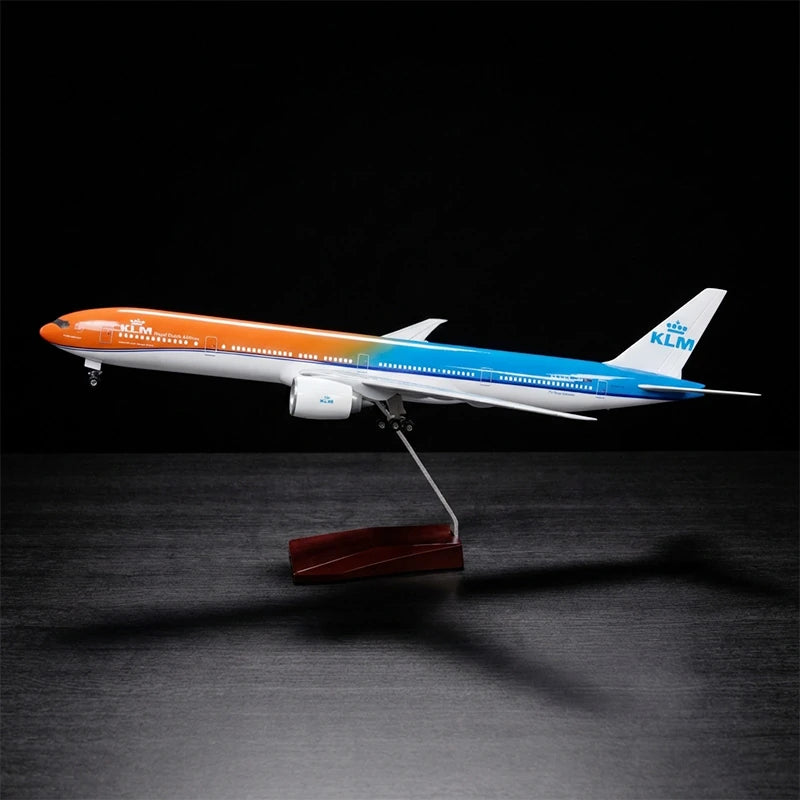 KLM Boeing 777-300ER 1:157 Scale Model Aircraft