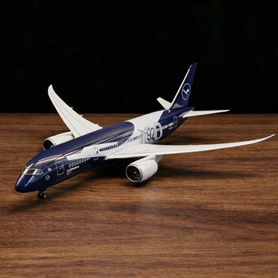 Boeing 787-9 Dreamliner 1:130 Scale