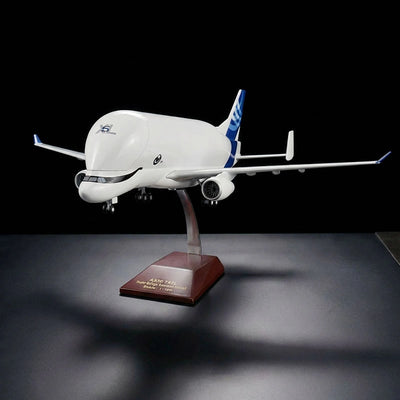 large scale Airbus Beluga XL model airplane 1:150 detailed aircraft display model