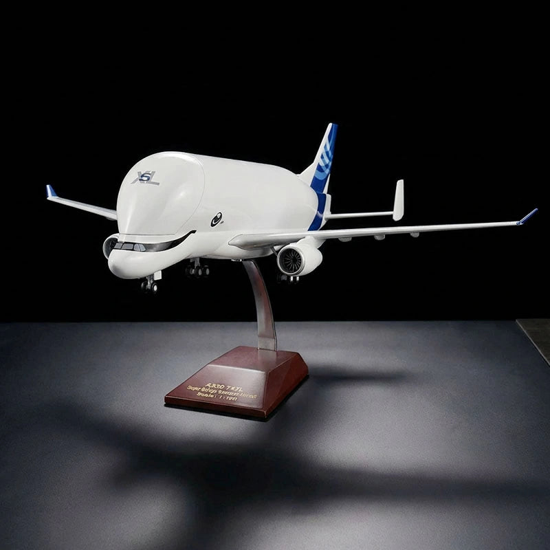 large scale Airbus Beluga XL model airplane 1:150 detailed aircraft display model