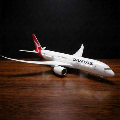 Qantas Boeing 787-9 Dreamliner 1:130 Scale