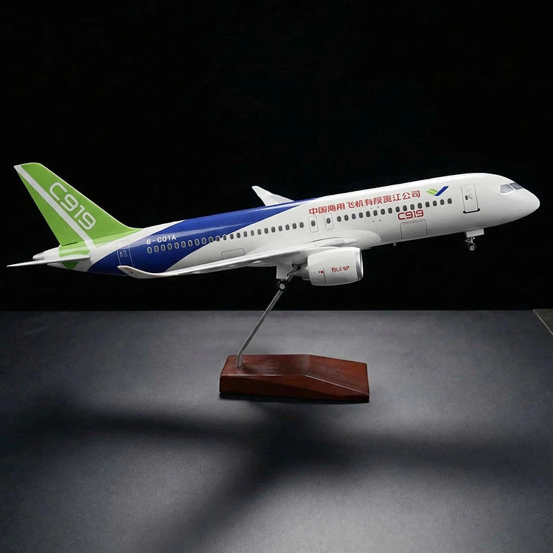 COMAC C919 Model 1:82 – Premium Aircraft Display