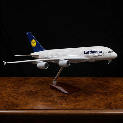 Lufthansa Airbus A380 1:160 Scale