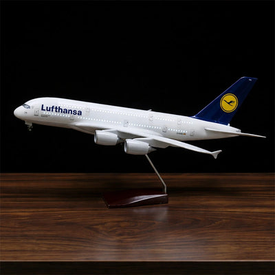 Lufthansa Airbus A380 1:160 Scale