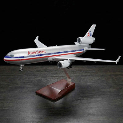 McDonnell Douglas MD-11 1:130 Scale