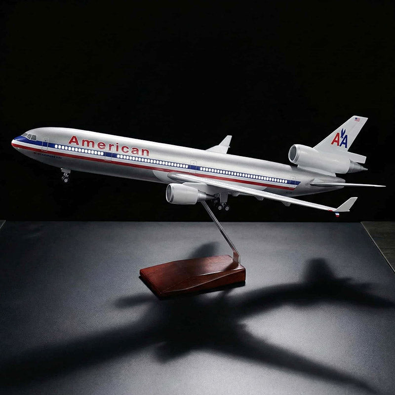 McDonnell Douglas MD-11 Civil Airliner Model Aircraft (1:130)