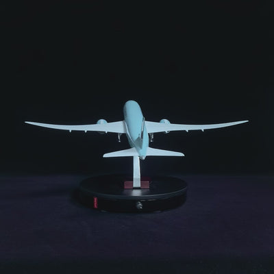 large scale Air Canada 787-8 Dreamliner model plane detailed aircraft display model