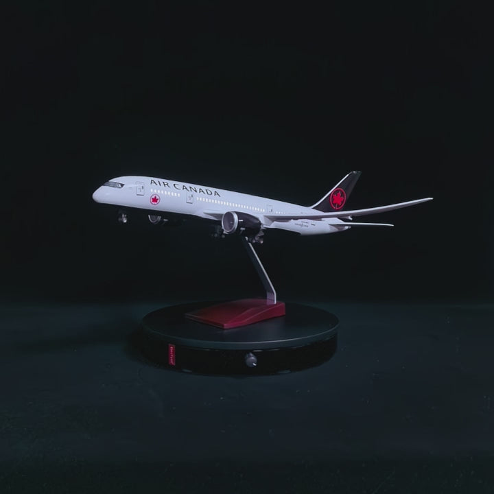 Air Canada Boeing 787-9 model aircraft 1:130 scale on display stand