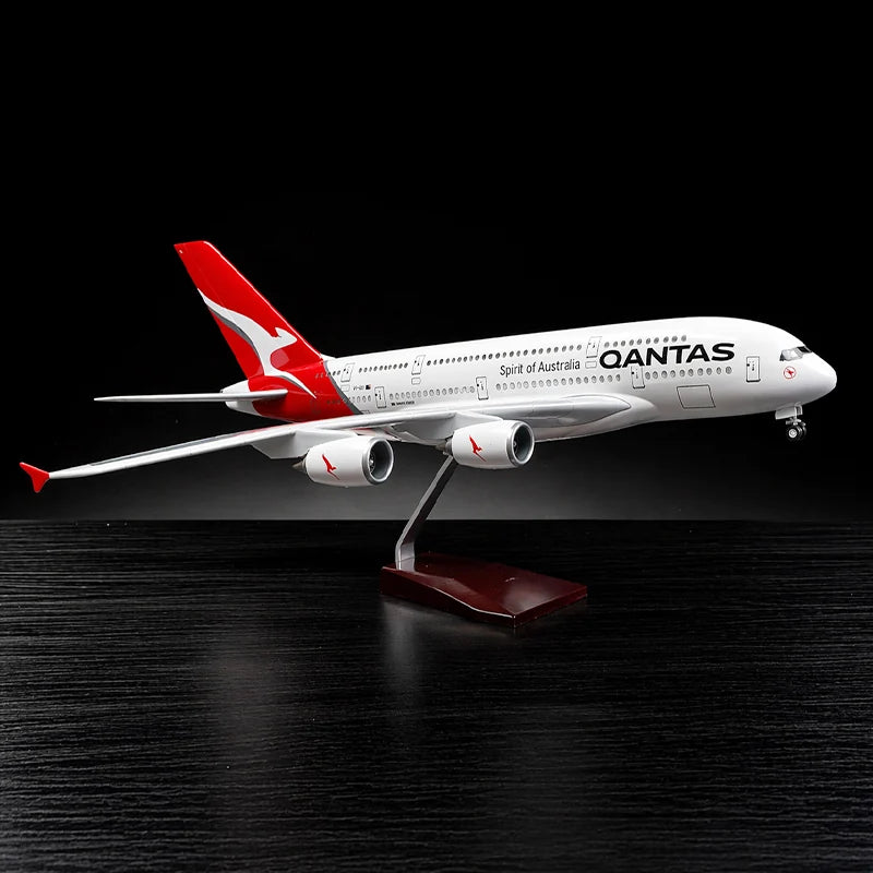 large scale Qantas A380 model airplane 1:160 with built-in LED lights detailed aircraft display model