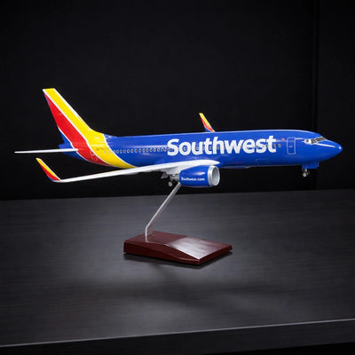 Southwest Airlines Boeing 737-800 1:85 Scale