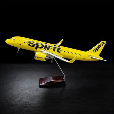 Spirit Airlines A320neo model airplane 1:80 scale collectible aircraft model with realistic details and LED lighting
