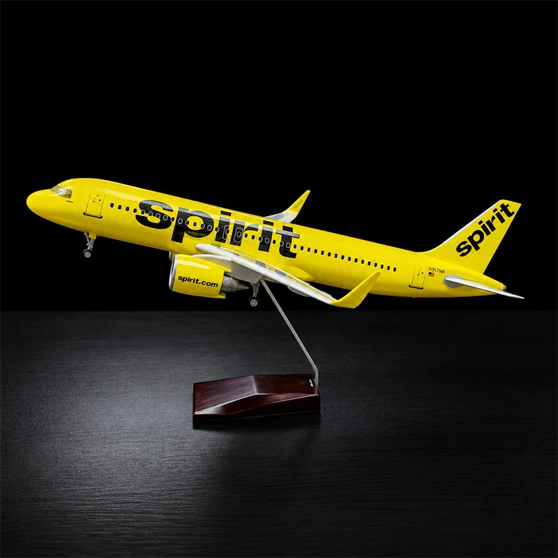 Spirit Airlines A320neo model airplane 1:80 scale collectible aircraft model with realistic details and LED lighting